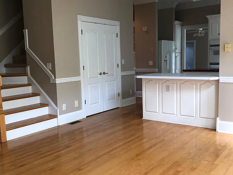9507 Eastgate Ct — Photo 34