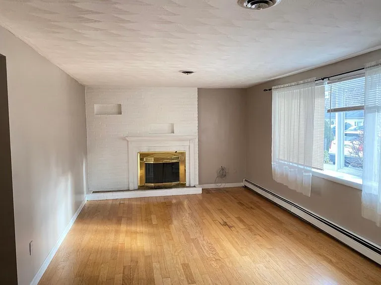10 Hemlock Dr — Photo 10