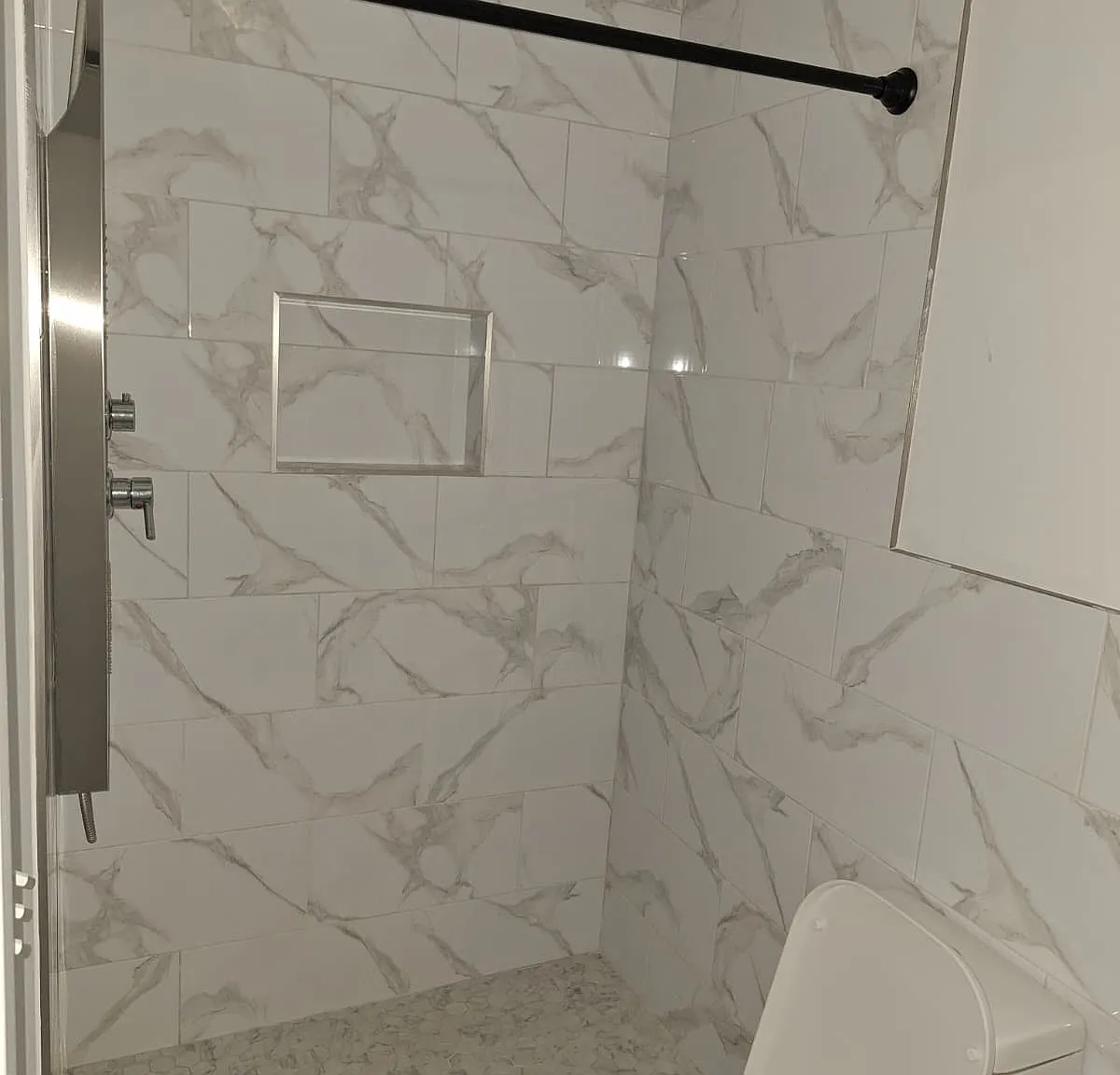 3 bed, 1600 sqft, $1,950 — Photo 2