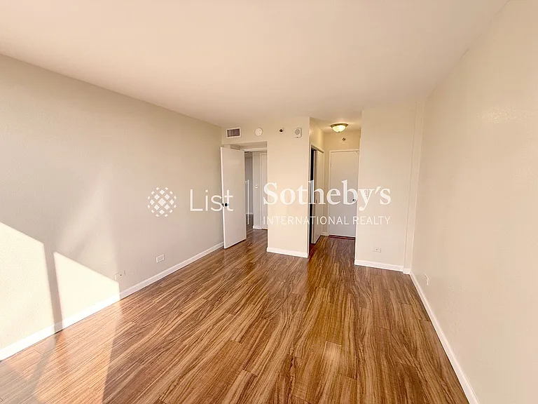 2499 Kapiolani Blvd #2703 — Photo 10