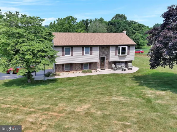 24 Fairway Dr, Quarryville, PA 17566