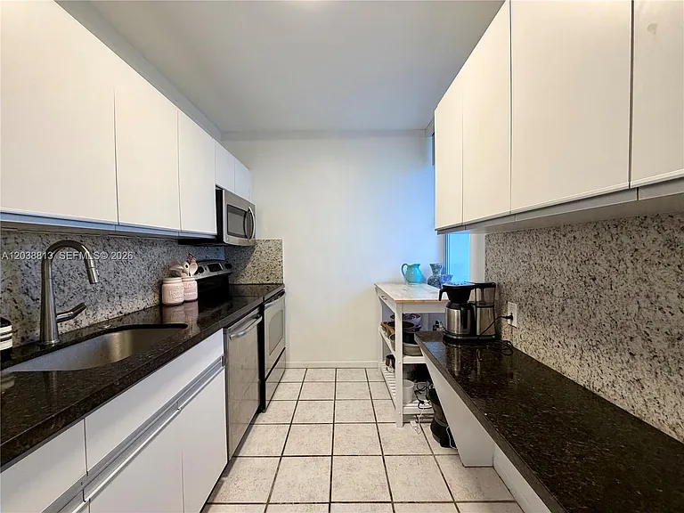 888 Intracoastal Dr #15E — Photo 10