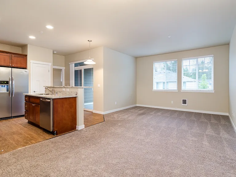 1663 Burnside Pl #A — Photo 5