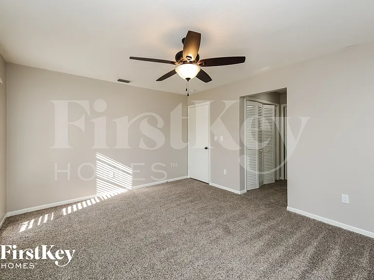2144 Pellam Blvd — Photo 9