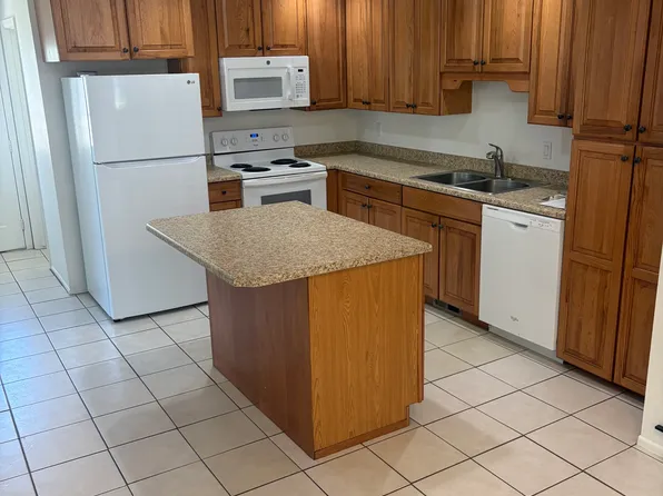 201 E Julie Anna Dr, Sandy, UT 84070