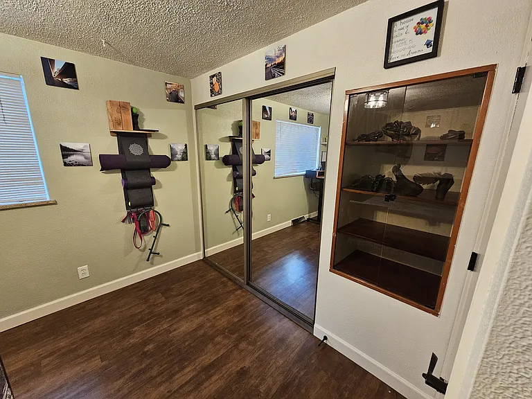 6896 Kidder Dr — Photo 17
