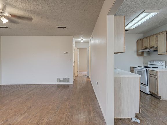 3rd image of 6313 23rd St