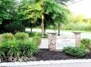 12 Kelley Ln, Parsippany, NJ 07054