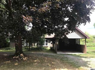 4826 E Berry Rd, Pleasant Lake, MI 49272