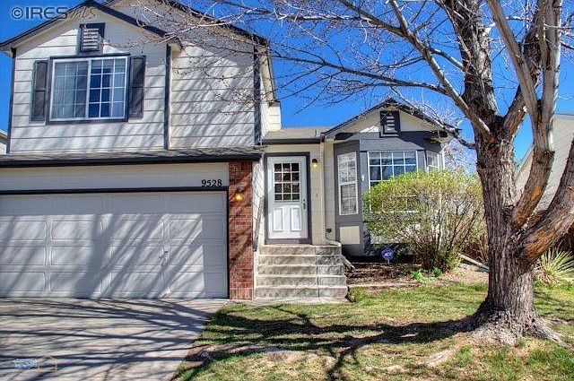 2nd image of 9528 Castle Ridge Cir