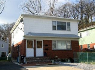 93 Firwood Rd, Port Washington, NY 11050