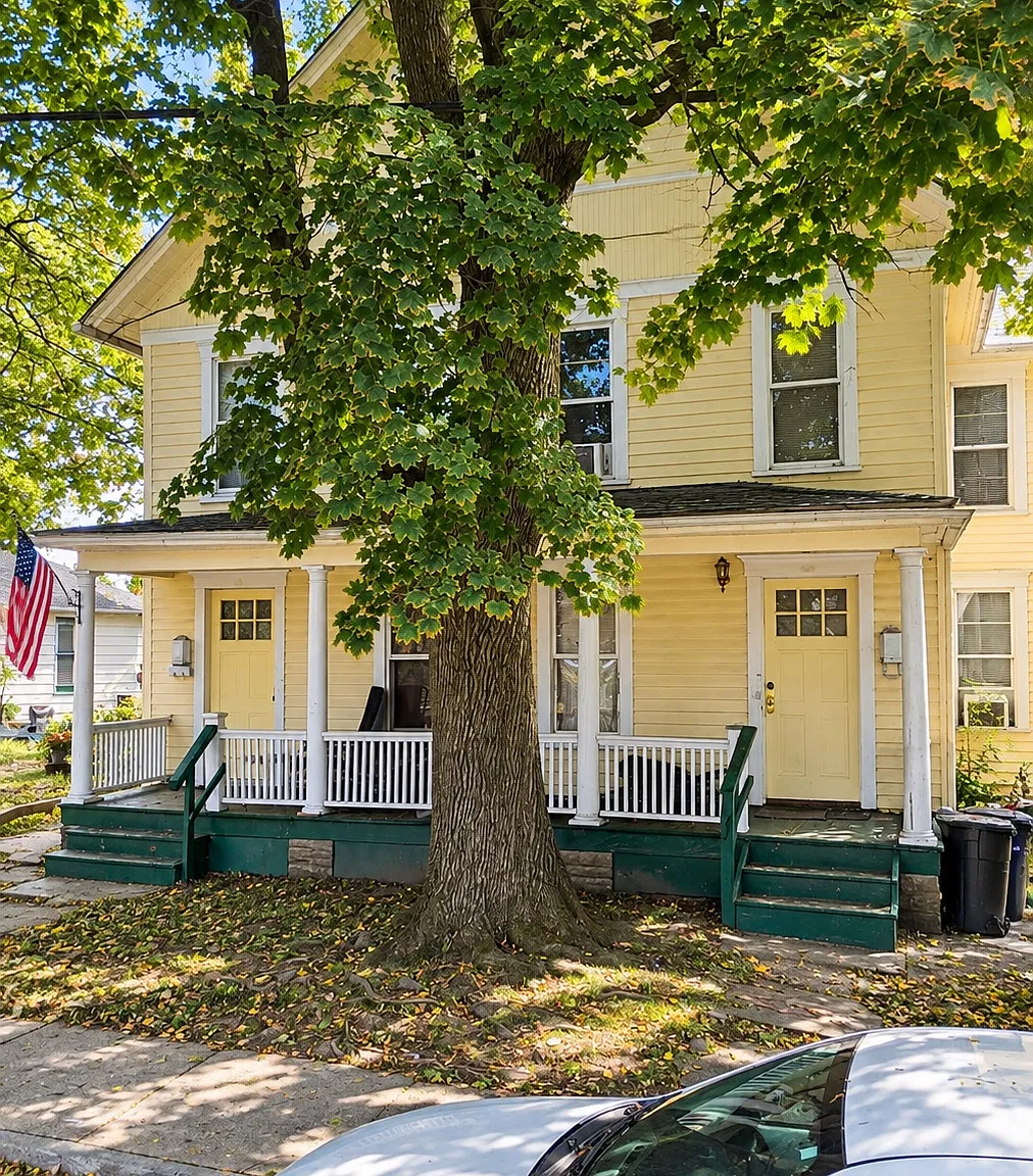 4 bed, $1,650 — Photo 1