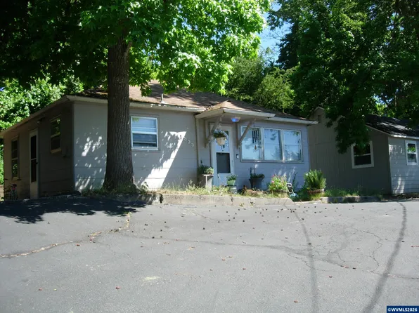 1505 Bonnie Way NW, Salem, OR 97304