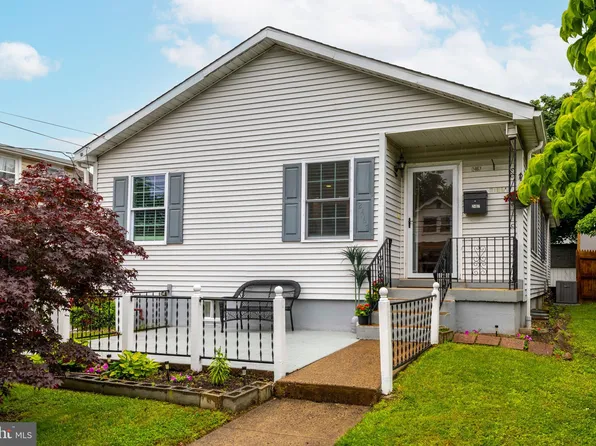 2467 Avondale Ave, Abington, PA 19001