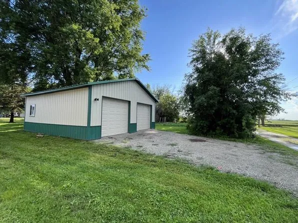 528 2nd St W, Claremont, MN 55924