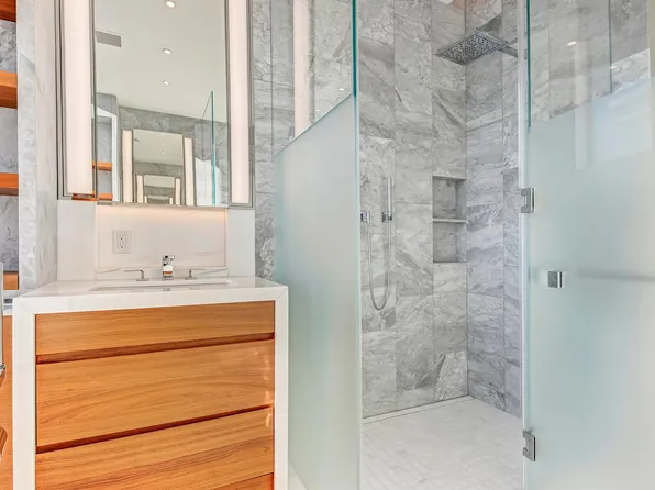 277 5th Avenue image 22 of 23