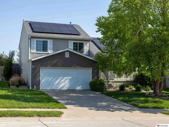 16122 Birch Ave, Omaha, NE 68136