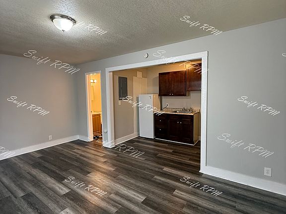 2nd image of 620 N 5th St #10919042