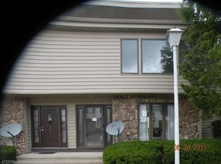 52 Cheyenne Rd, Lafayette, NJ 07848