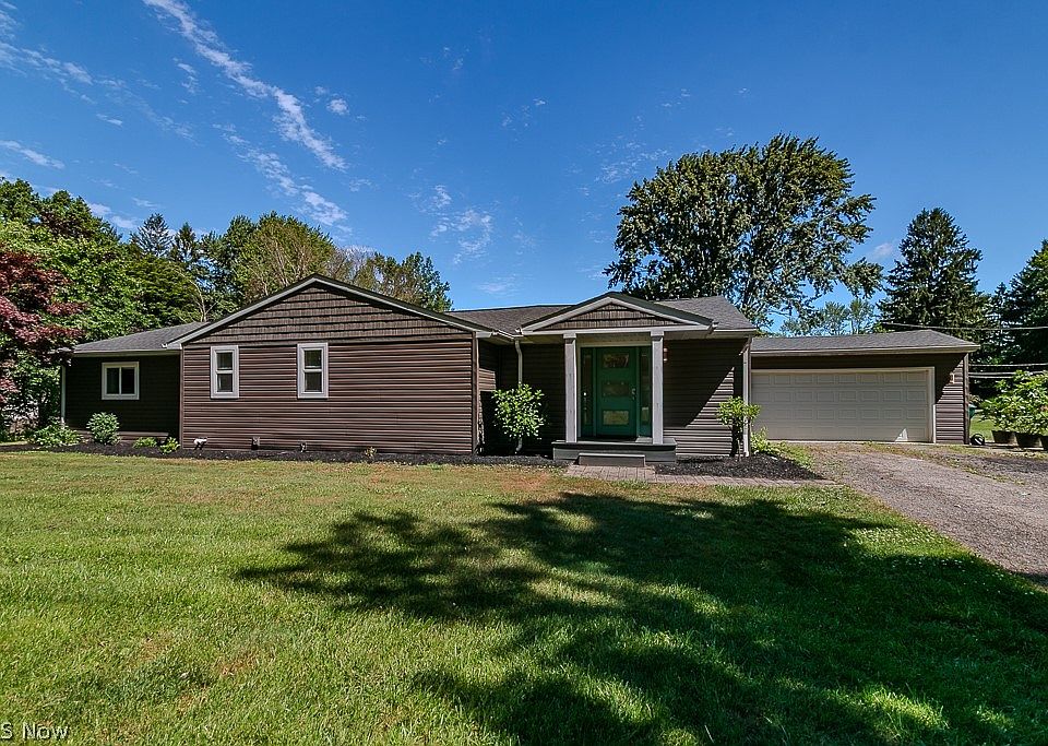 1st image of 9365 Forsythe Ln