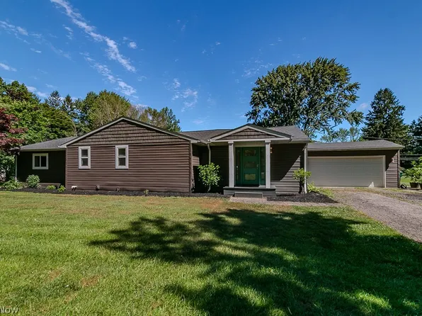 9365 Forsythe Ln, Mentor, OH 44060