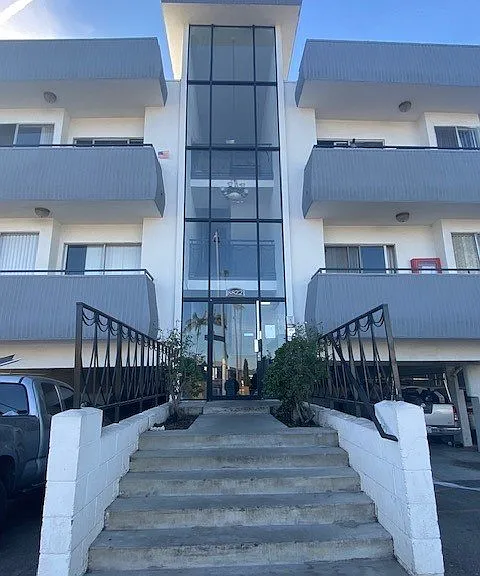 8822 W. Cadillac Ave. — Photo 4
