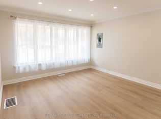 125 Clarence St, Brampton, ON L6W1T1