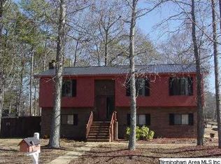 1131 Edgewood Dr, Anniston, AL 36207