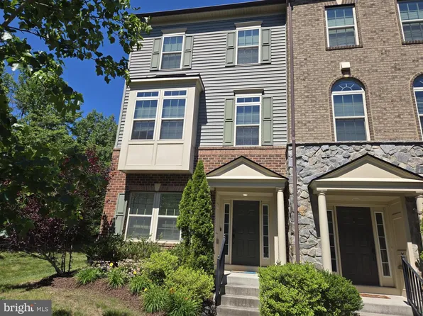 7415 Tennison Ln, Hanover, MD 21076