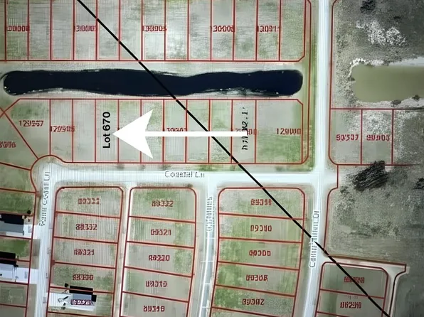 670 Coastal Ln, Palacios, TX 77465