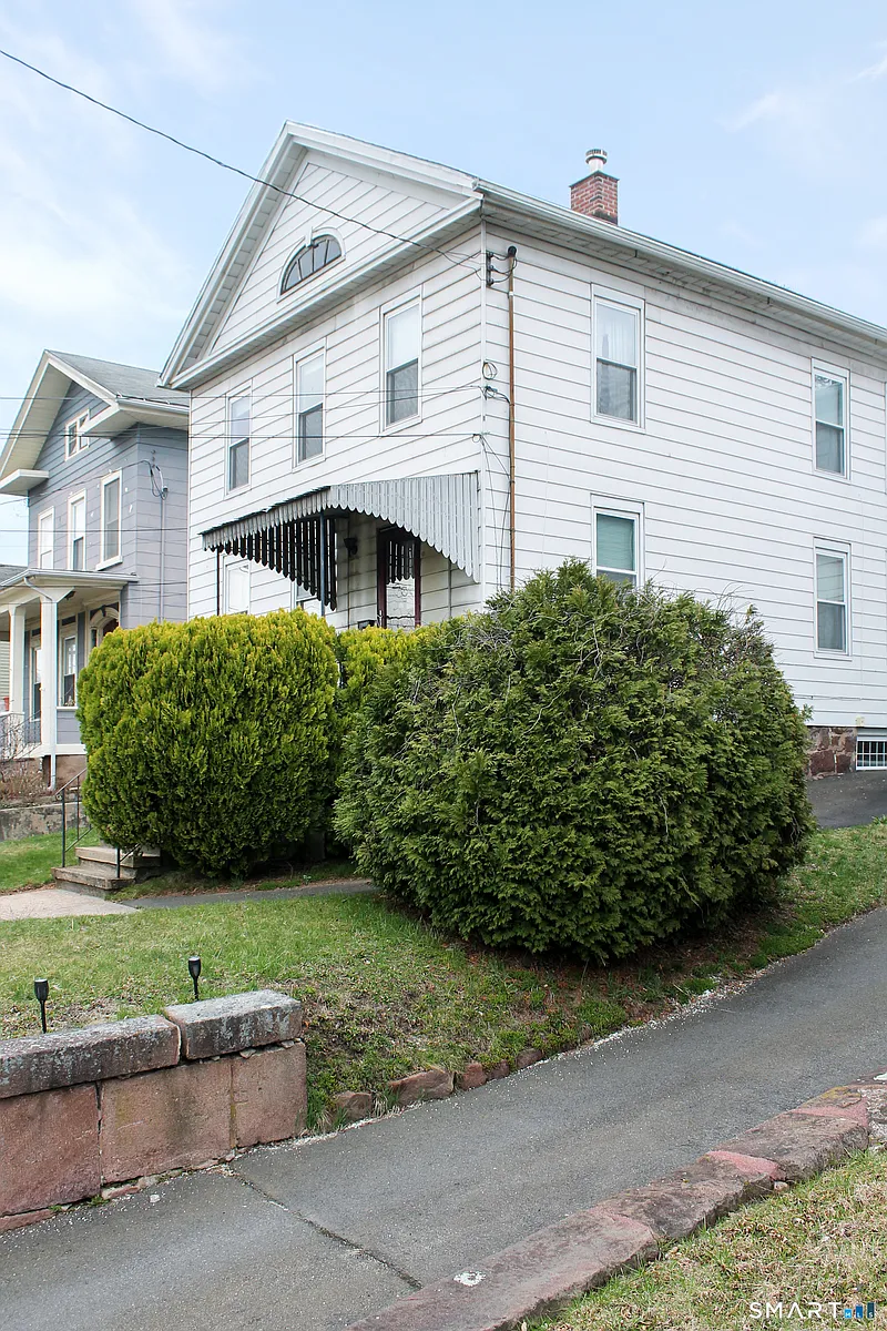 Building Photo - 651 Quinnipiac Ave #2