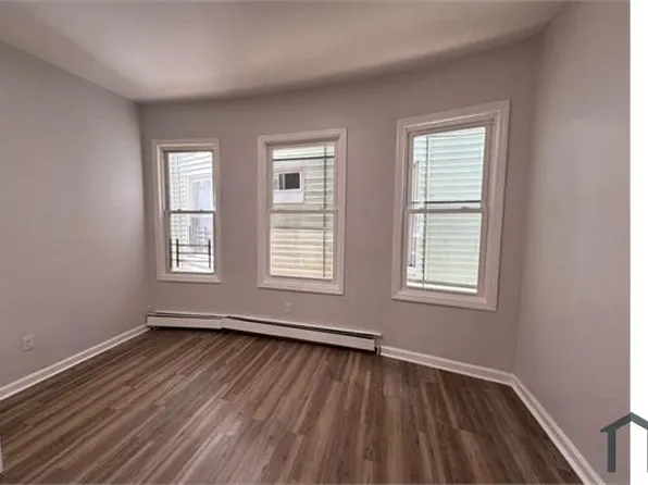 140 Johnson Ave Floor 1, Newark, NJ 07108