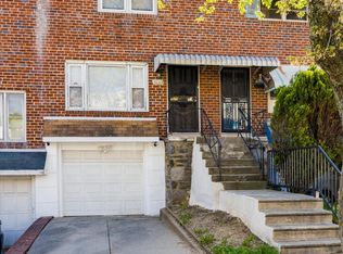 6043 N Warnock St, Philadelphia, PA 19141