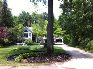 604 Sunrise Park St, Howell, MI