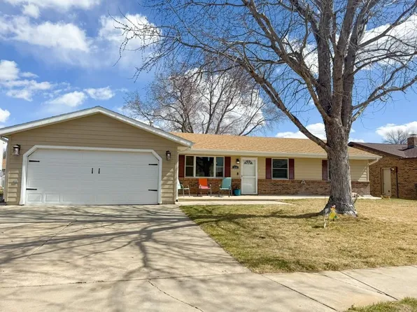 1506 Liberty Dr, Lexington, NE 68850