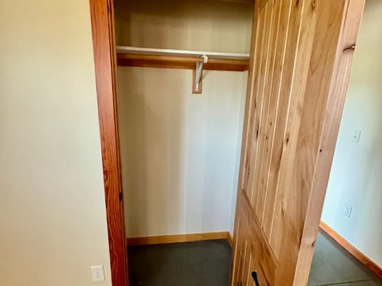 4020 Annie St — Photo 37