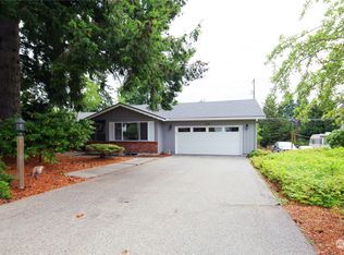 1005 Panorama Ct, Fircrest, WA 98466