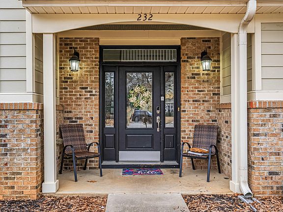 5th image of 232 Fawn Hill Ct