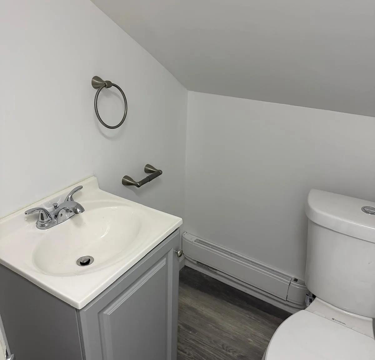 1 bed, $1,100 — Photo 1