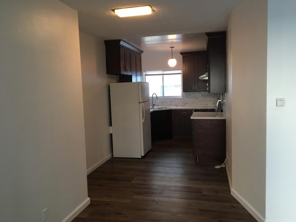 8539 Saturn St APT 4