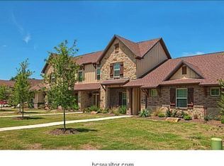 301 Capps Dr, College Station, TX 77845