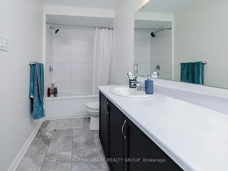 57 Caspian Row — Photo 16