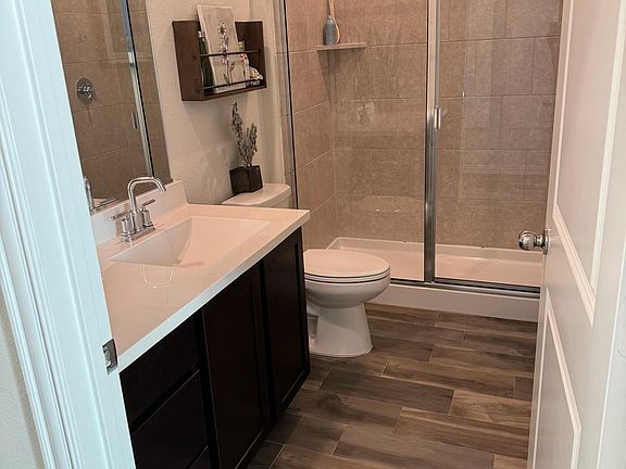 5th image of 3109 Cottonwood Ln