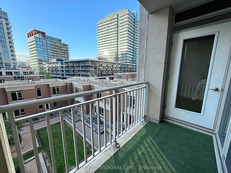 628 Fleet St #522 — Photo 18