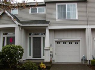 1296 SE Roundelay St, Hillsboro, OR 97123