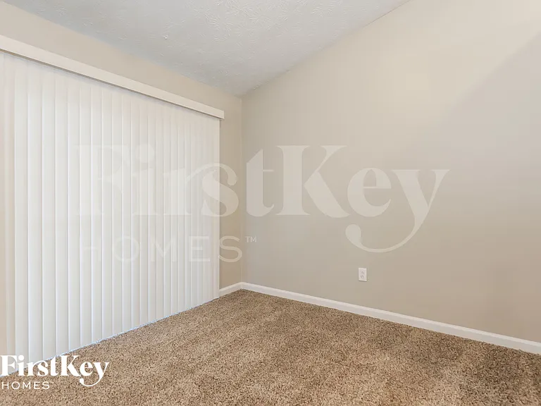 206 Red Oak Dr — Photo 13
