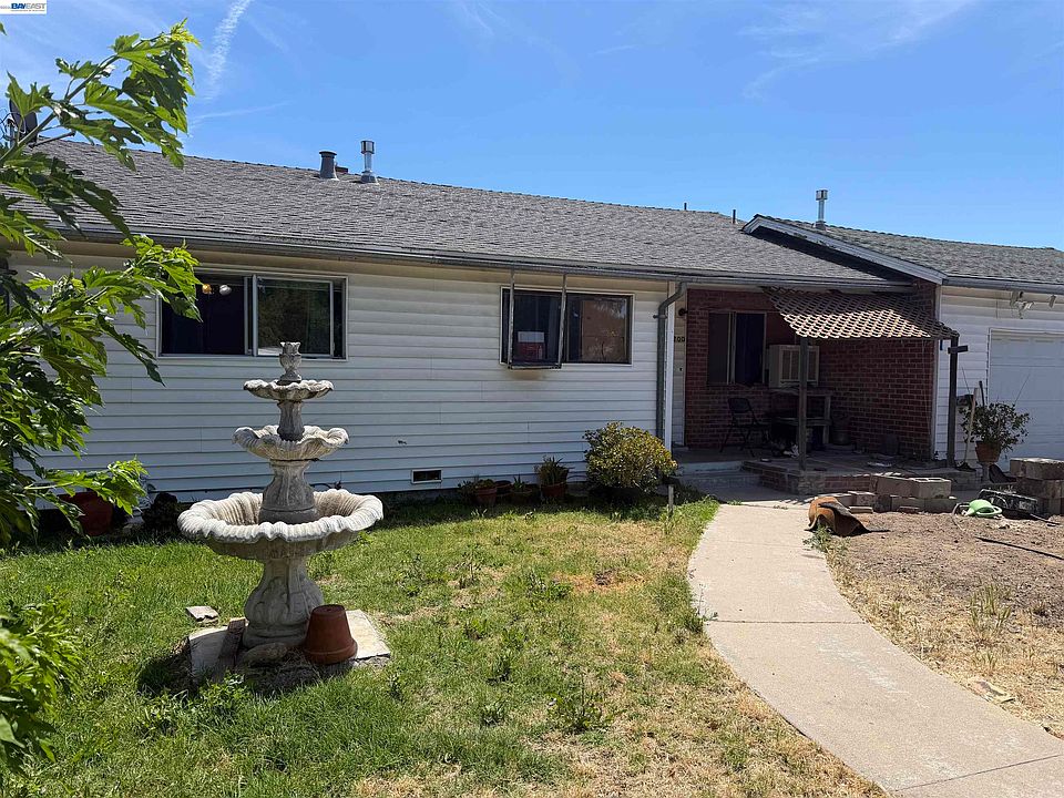 1st image of 700 Spencer Ave