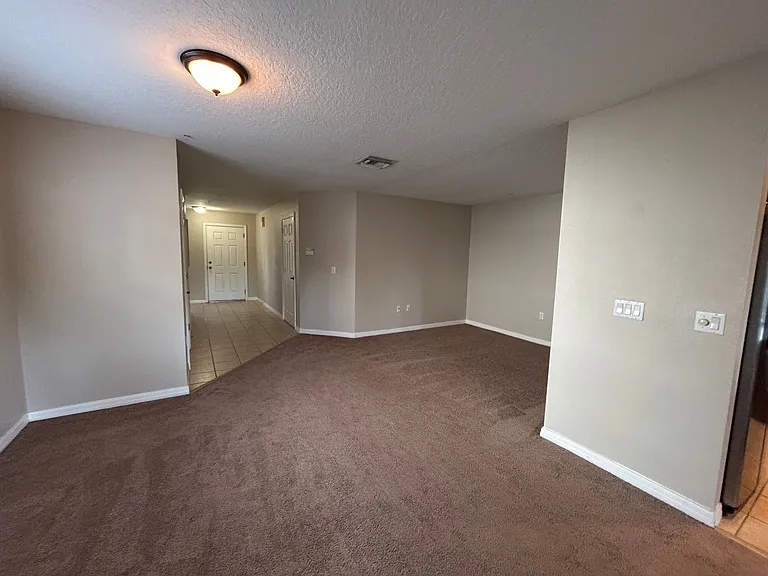 458 Tradition Ln — Photo 16