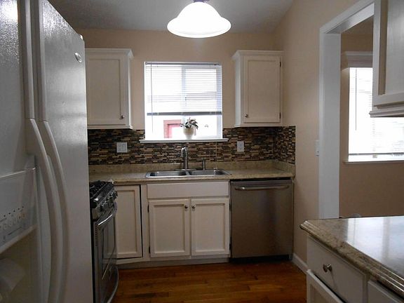 5th image of 3015 Stillmeadow Dr