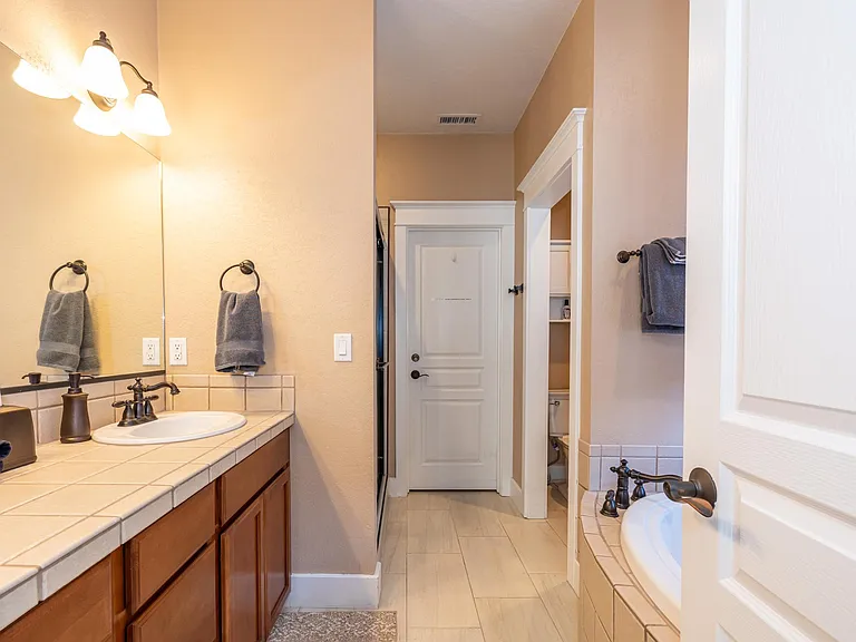 310 Beryl Rd — Photo 5